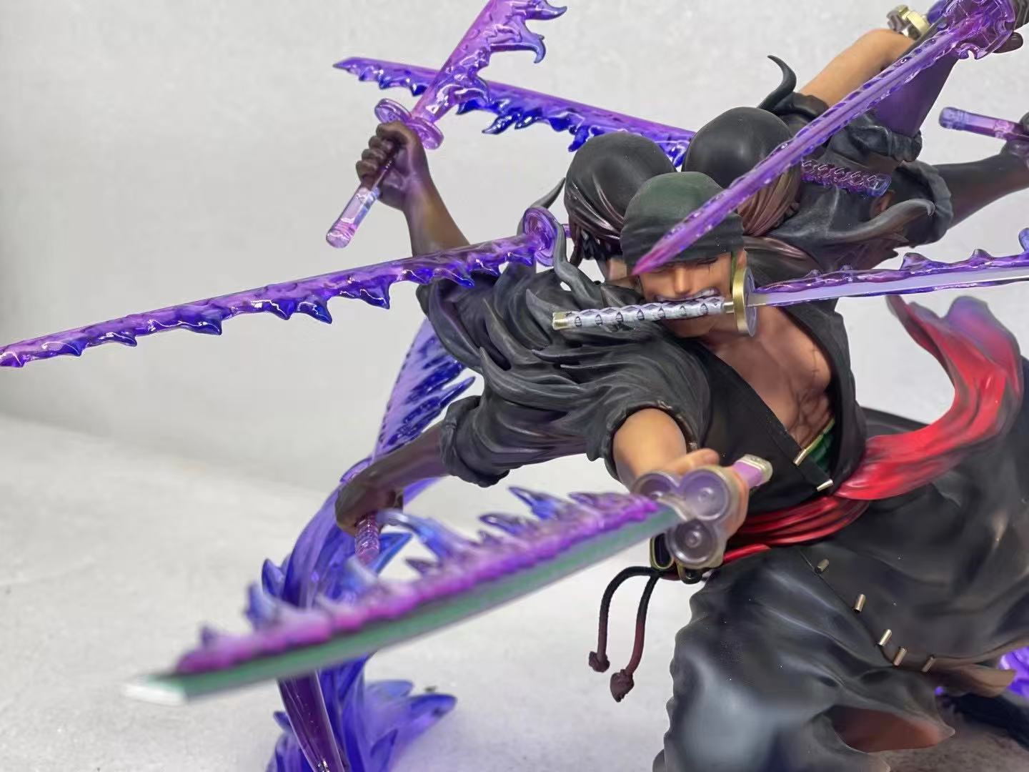 ROOMCRAZE personal studio Nine Swords Zoro Purple Sword Qi Figure Special Effect Accessories