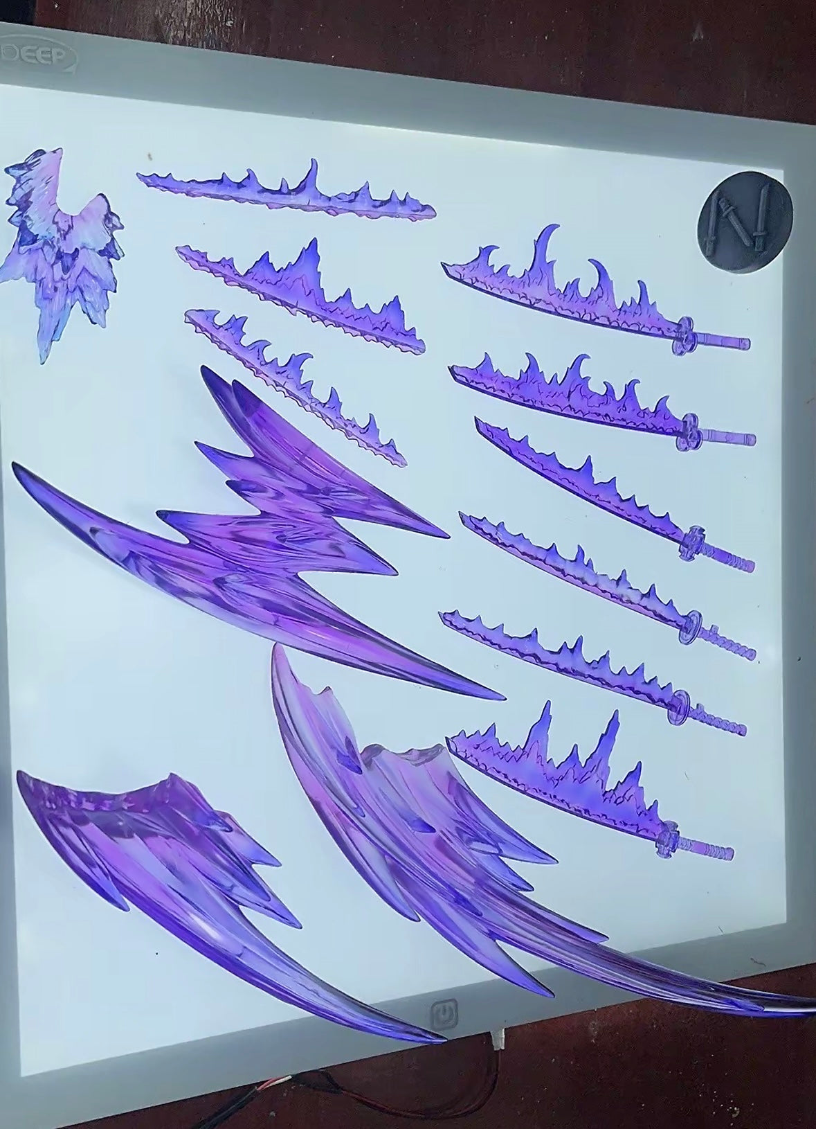 ROOMCRAZE personal studio Nine Swords Zoro Purple Sword Qi Figure Special Effect Accessories
